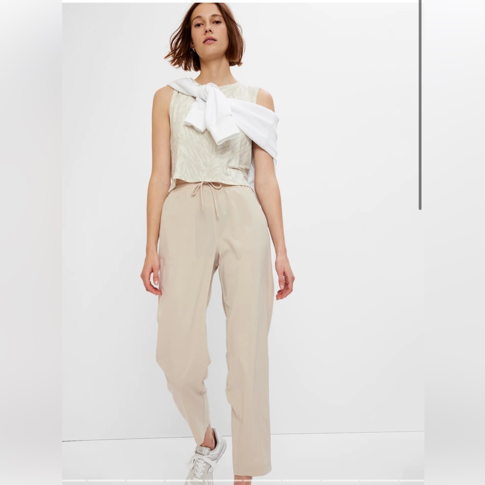 Gap high rise runaround pants